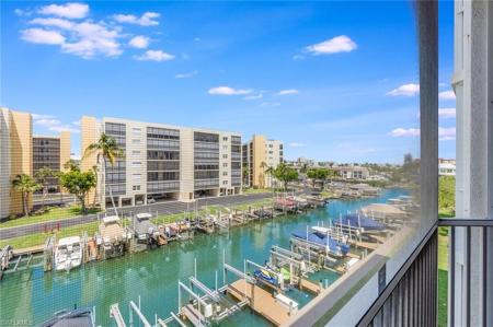 4351 Bay Beach LN