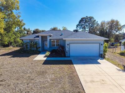 897 Iris DR