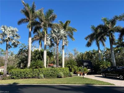 4910 Coach LN