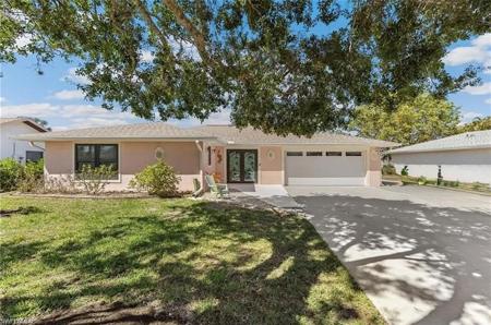 6024 Perthshire LN