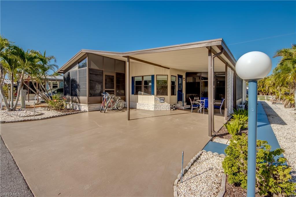 Image 1: view of property