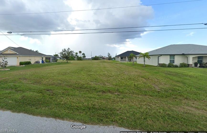 Image 1: View of yard