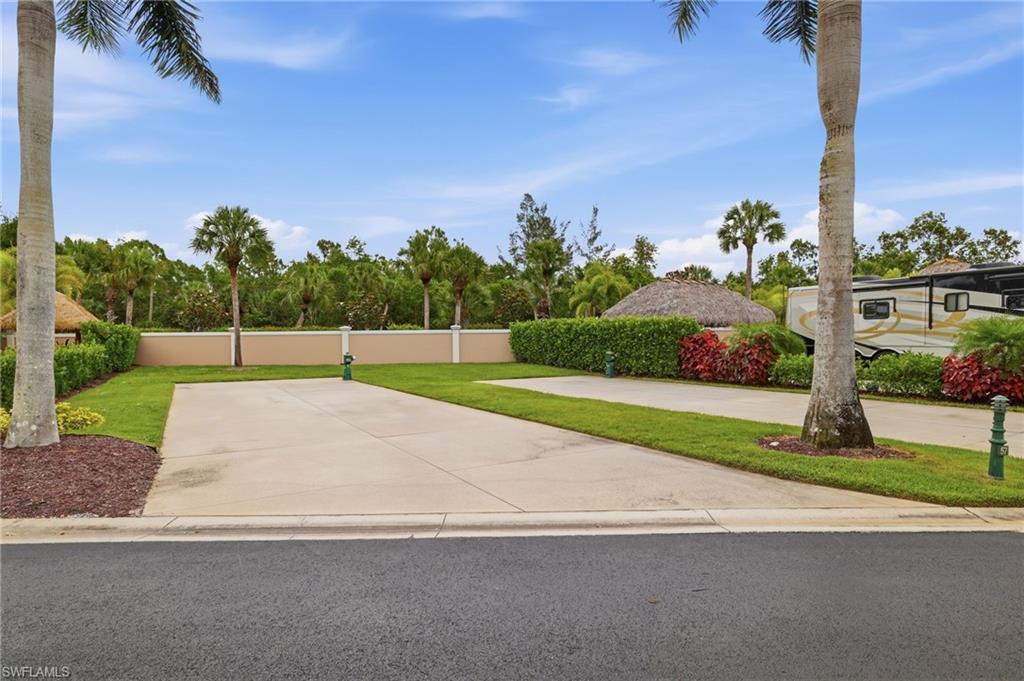 Image 2: Lot 58