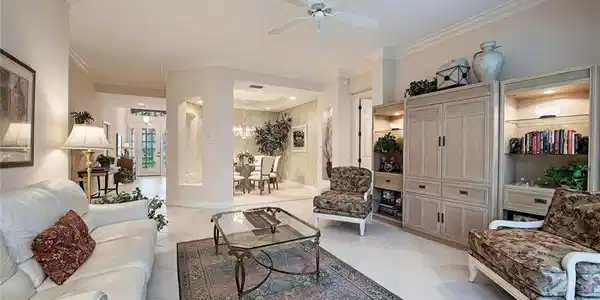 26960 Wyndhurst CT