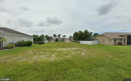 2626 SW 38th ST