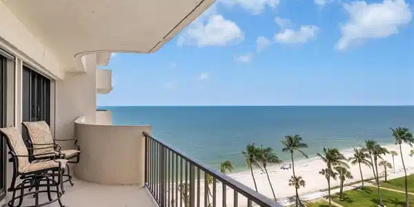 4001 Gulf Shore BLVD N