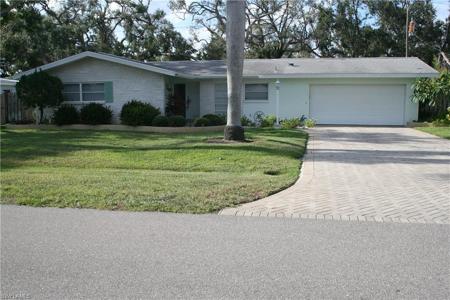 1335 Walden DR