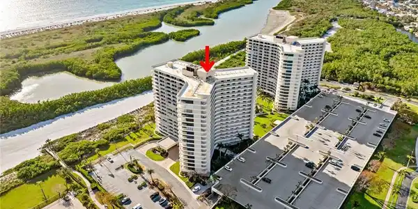 380 Seaview CT