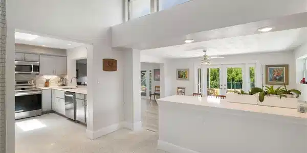 Image 2: open and airy living
