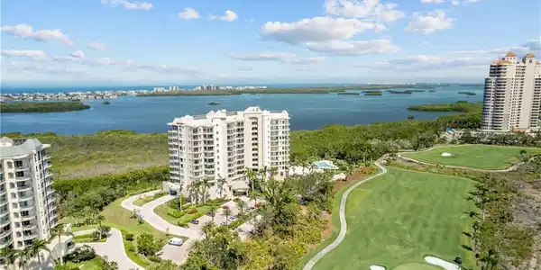 4811 Island Pond CT