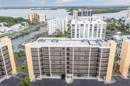 4431 Bay Beach LN