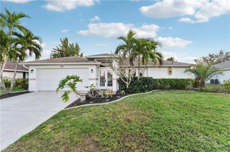 926 SW 37th ST