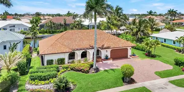 284 Polynesia CT