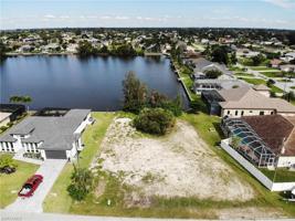 3731 SW 15th PL