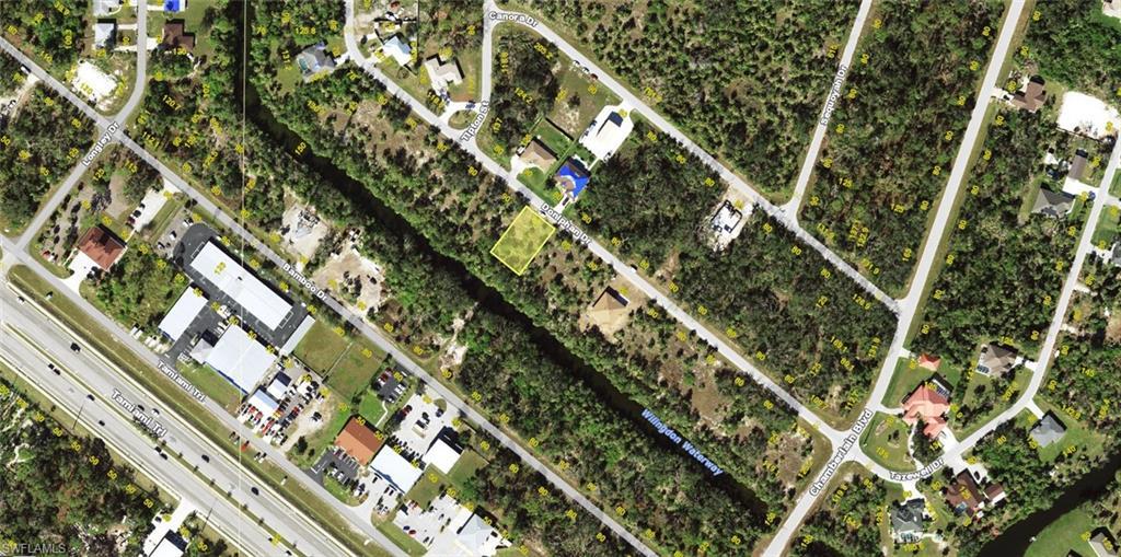 Image 2: Aerial map of property and surrounding area with property boundaries highlighted