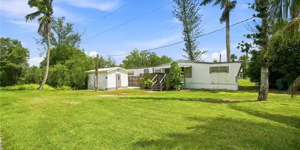 105 Cardinal CT