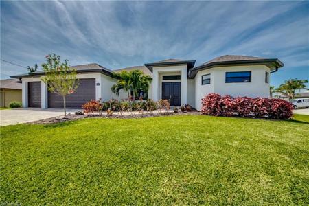 1156 SW 39th TER