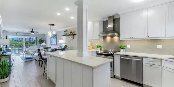 1208 Edington PL