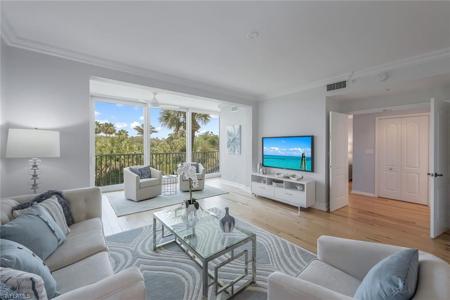 7687 Pebble Creek