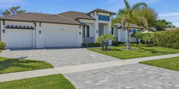 730 Kendall DR