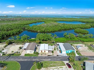 4749 Tahiti DR