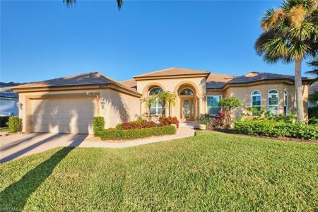 16275 Edgemont DR