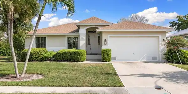 1170 Bluebird AVE