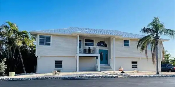 2952 Buttonwood Key
