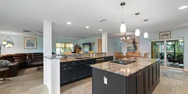 2205 Channel WAY