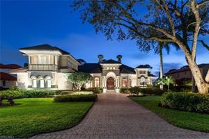 3869 Woodlake