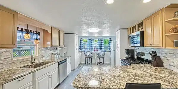 114 Moorhead MNR