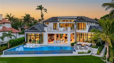 3131 Gin LN