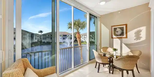 805 Bentwater CIR