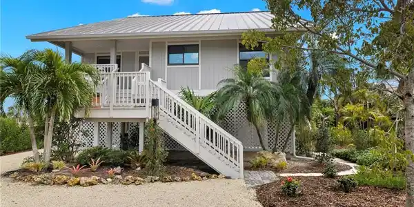 4279 Gulf Pines DR