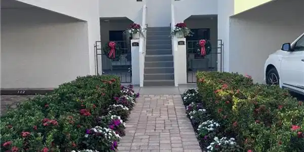 619 Beachwalk CIR