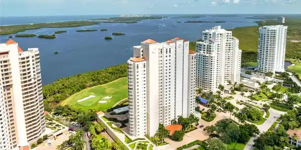 4951 Bonita Bay BLVD