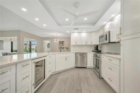 607 Beachwalk CIR