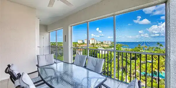 14817 Laguna DR