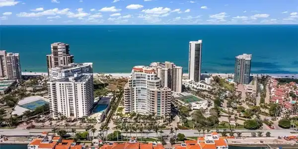 4501 Gulf Shore N