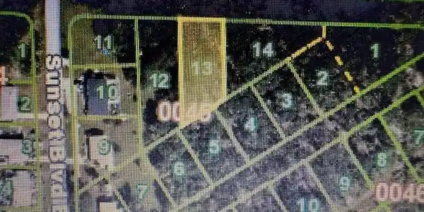 Image 2: Map / location featuring property parcel outlined