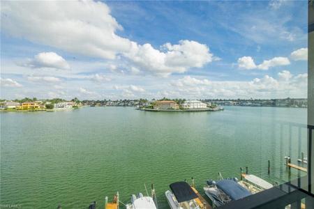 3200 Gulf Shore BLVD N