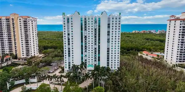 7515 Pelican Bay BLVD