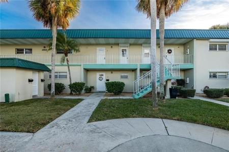 1707 Golf Club DR