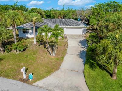 586 Boulder DR