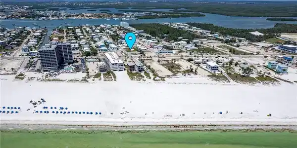 Image 2: Steps to the white sand beaches