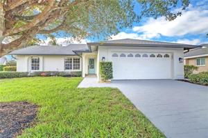 22662 Island Lakes
