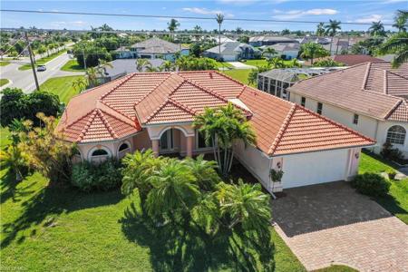 2102 Cape Coral PKWY W