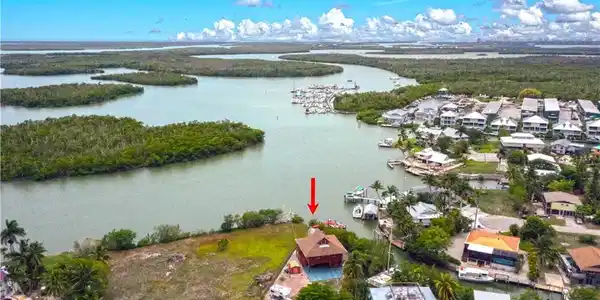 727 Palm Point