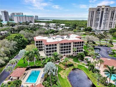 6040 Pelican Bay BLVD