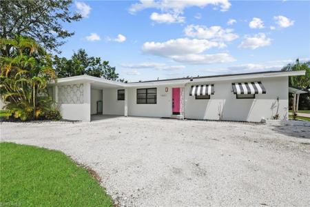 1661 Coronado RD